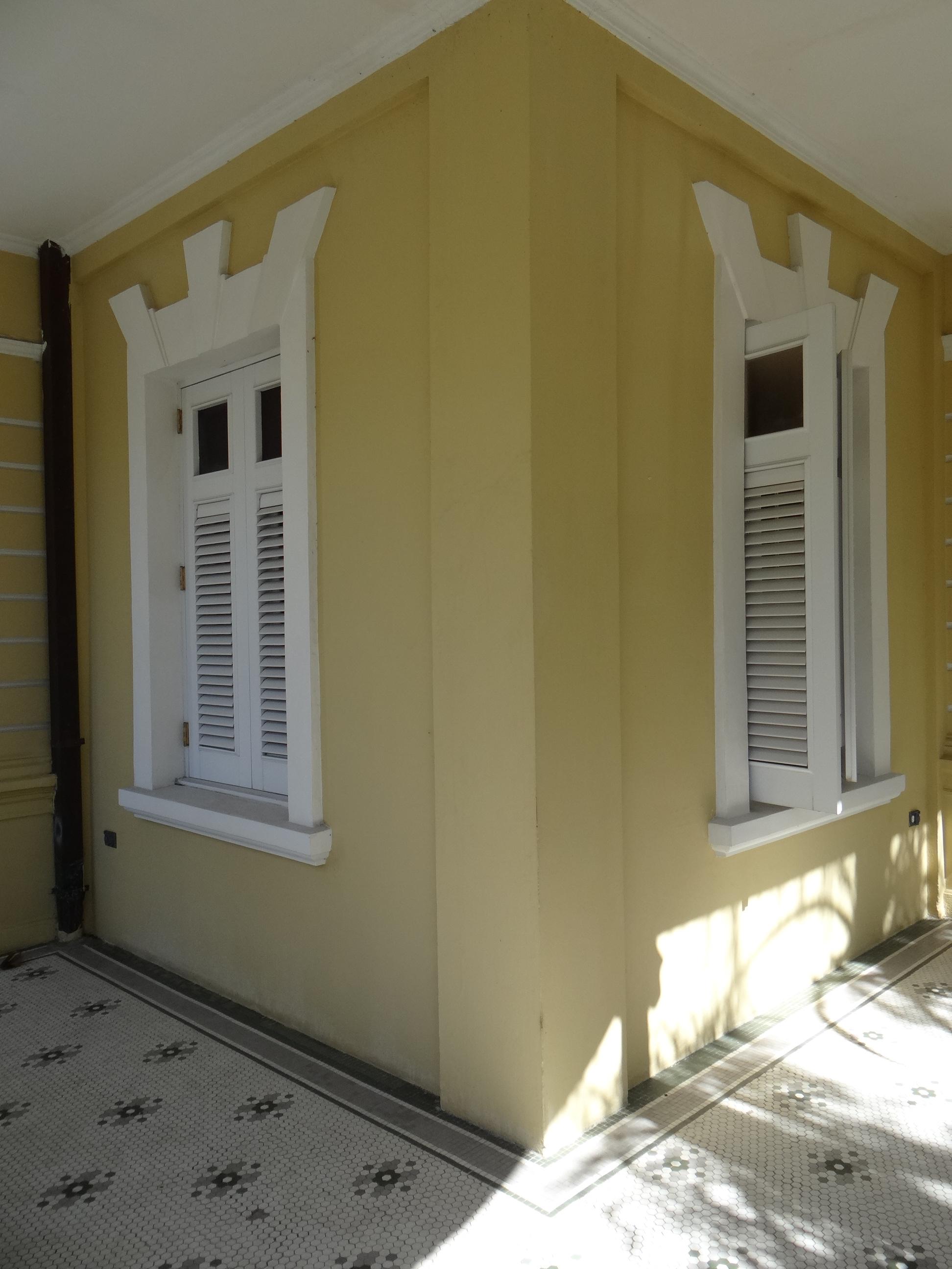 Casa La Giralda - Avenida Miramar, esquina calle Marti 651 - San Juan (Miramar) - 2014 00062